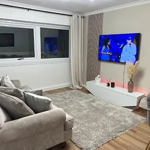 https://stunning-2-bed-apart-in-the-heart-of-aberdeen.hotelsaberdeenuk.com