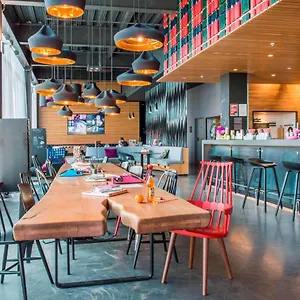 moxy-aberdeen-airport.hotelsaberdeenuk.com/